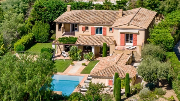 Vente maison, villa Grimaud - À vendre à Grimaud : Propriété provençale d’exception au cœur du Golfe de Saint-Tropez